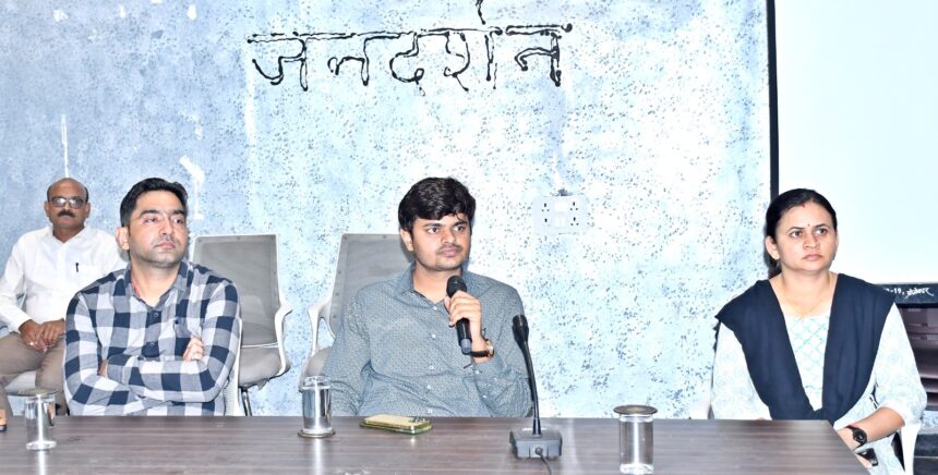 मतगणना के दौरान काउंटिंग टेबल होने वाली सभी गतिविधियों पर सूक्ष्मता से नजर रखें: कलेक्टर 4 IMG 20231202 WA0021