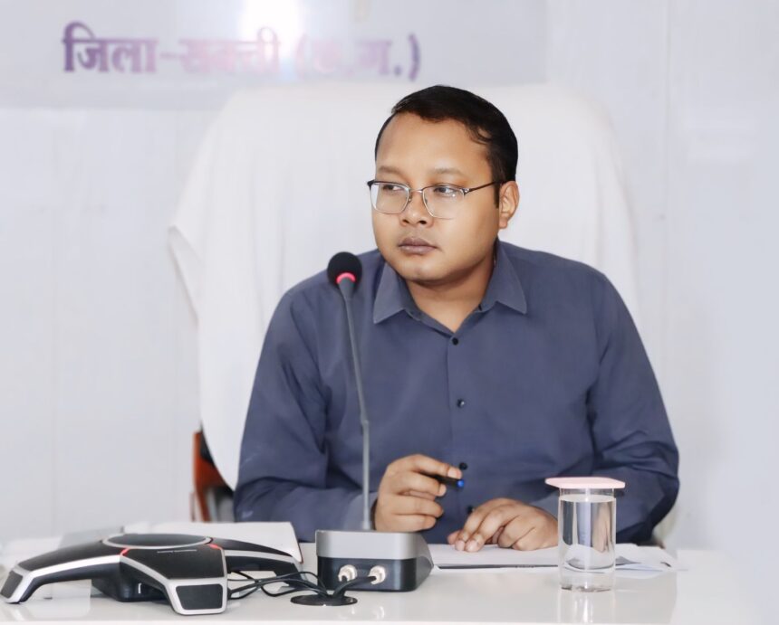 कलेक्टर के निर्देश पर फर्जी हस्ताक्षर व दस्तावेज तैयार करने वाले के खिलाफ किया गया एफआईआर दर्ज 4 IMG 20241120 WA0018 1