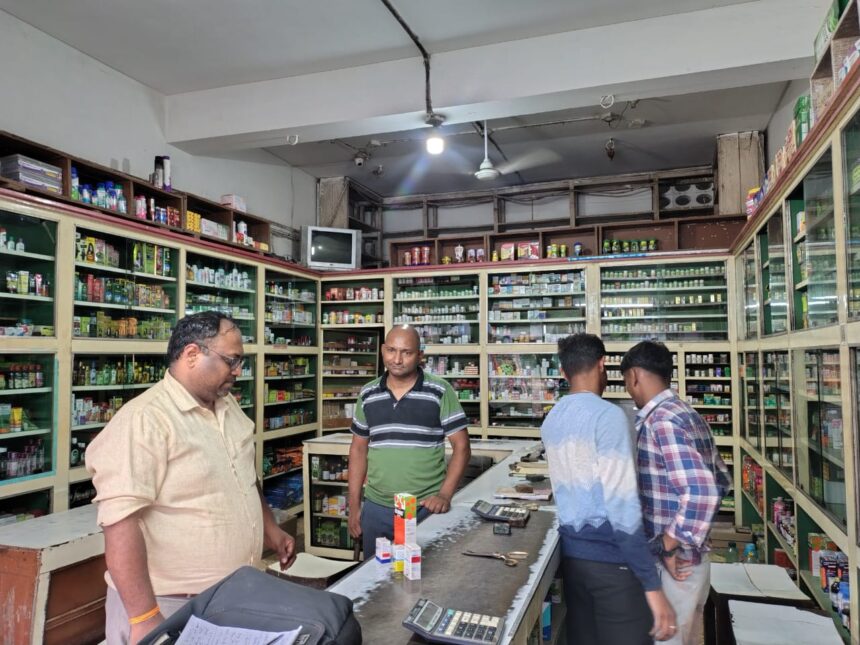 सीसीटीवी नहीं लगाने पर मेडिकल दुकान को नोटिस 5 IMG 20250529 WA0020