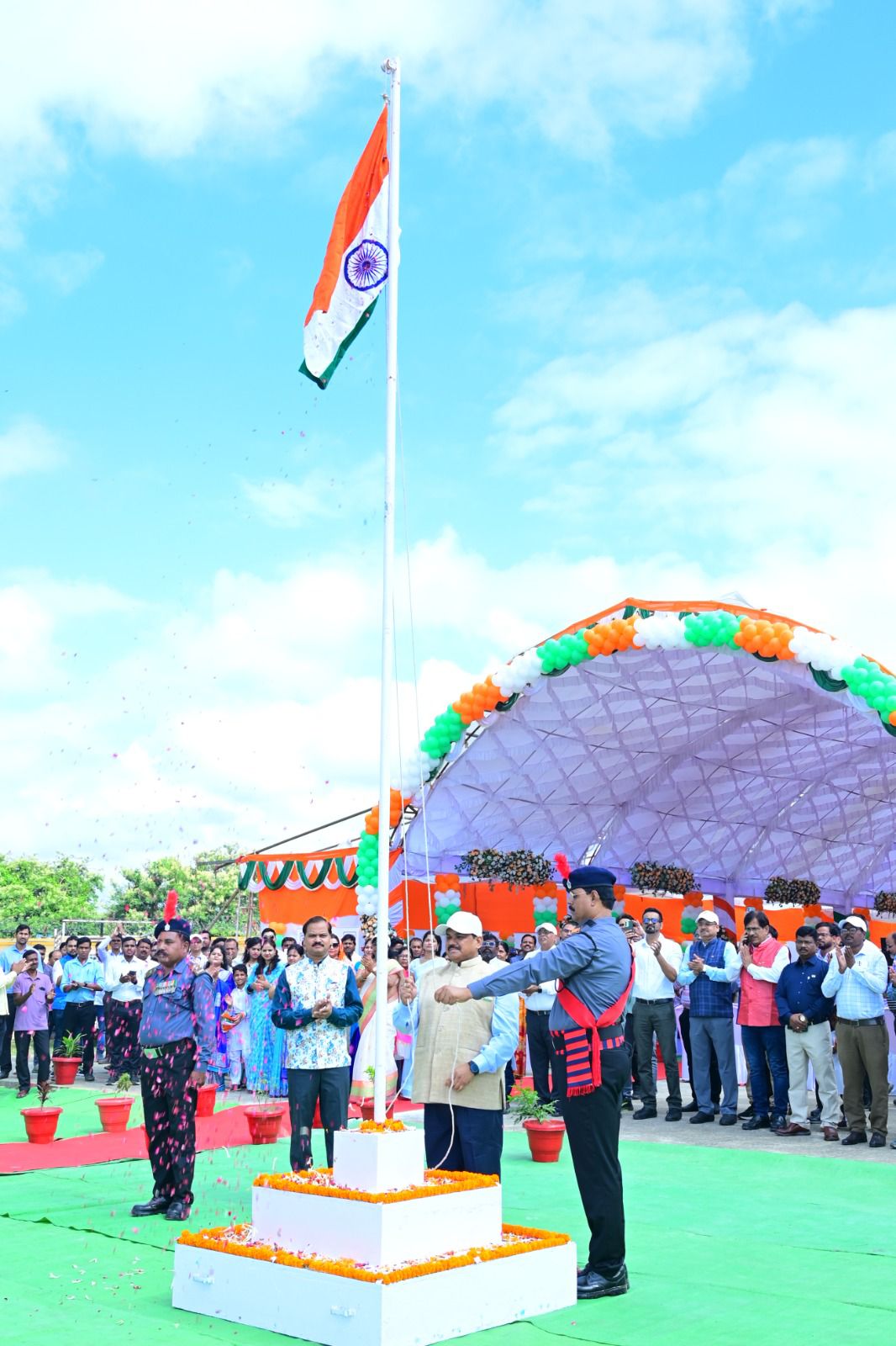 img 20250815 wa00258604722061841750048