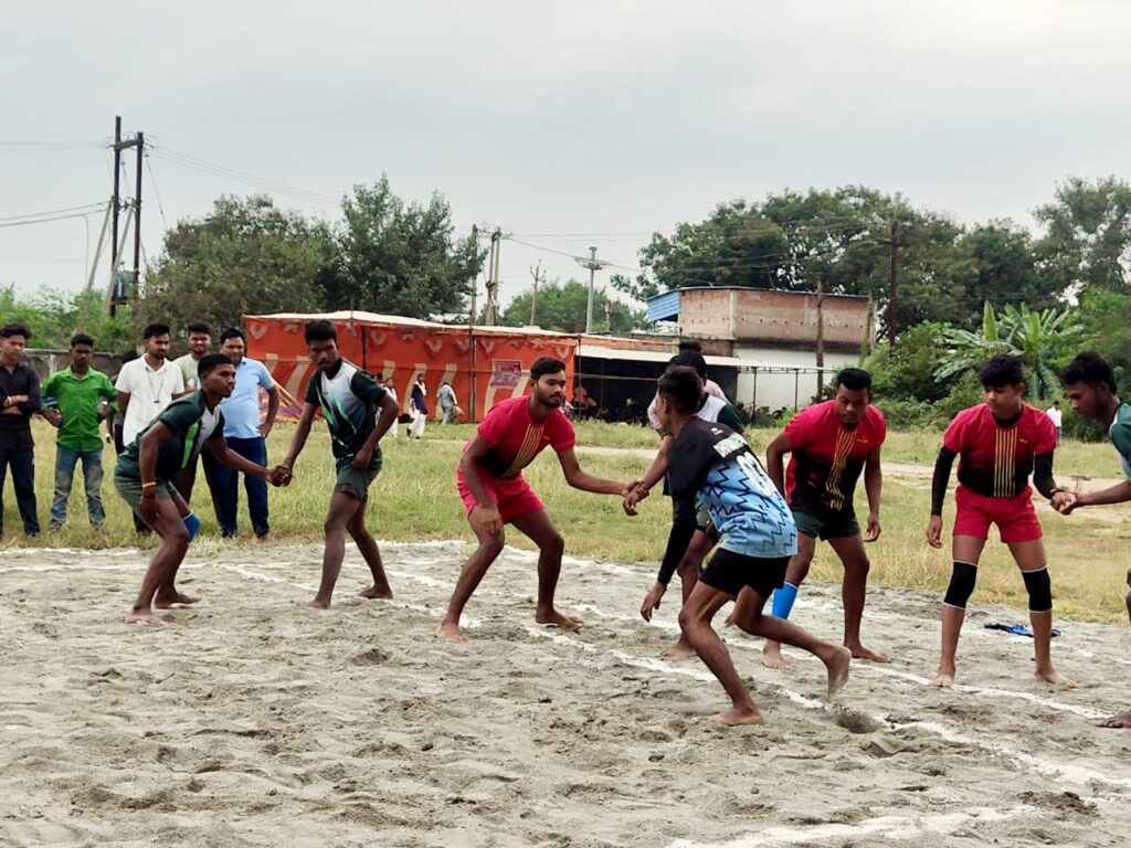 साल्हेओना में सांसद खेल महोत्सव 2025 का हुआ शानदार आगाज 9 img 20251028 wa00114464349808246942525