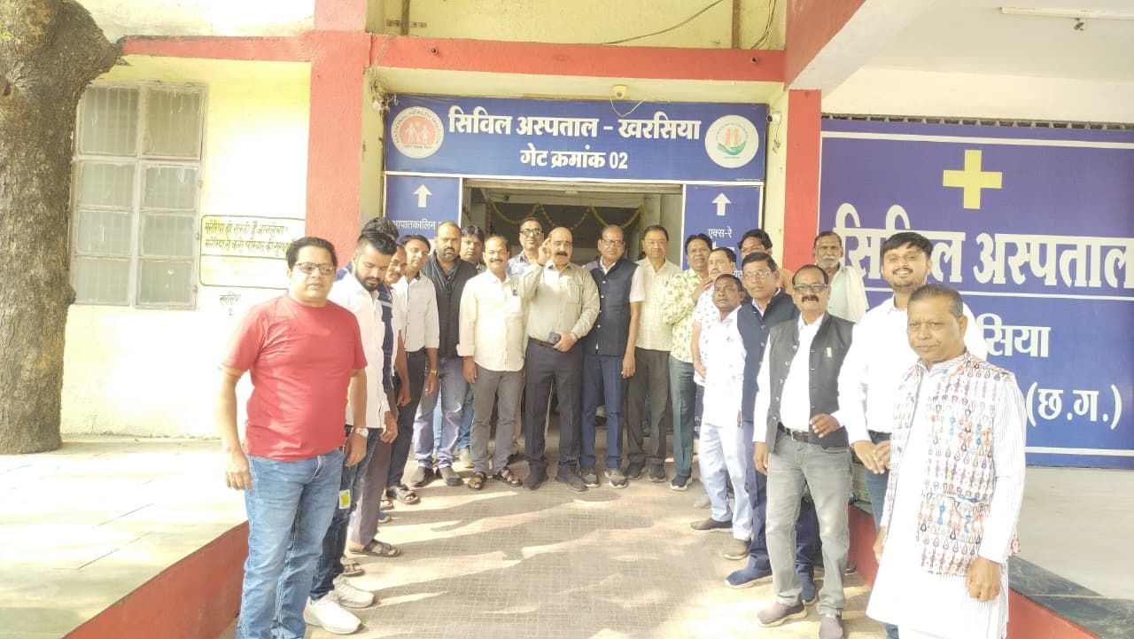 सेवा और स्नेह से सराबोर रहा उमेश पटेल का जन्मदिन, खरसिया से रायगढ़ तक दिखा अभूतपूर्व उत्साह 12 img 20251126 wa00055543545511080961555