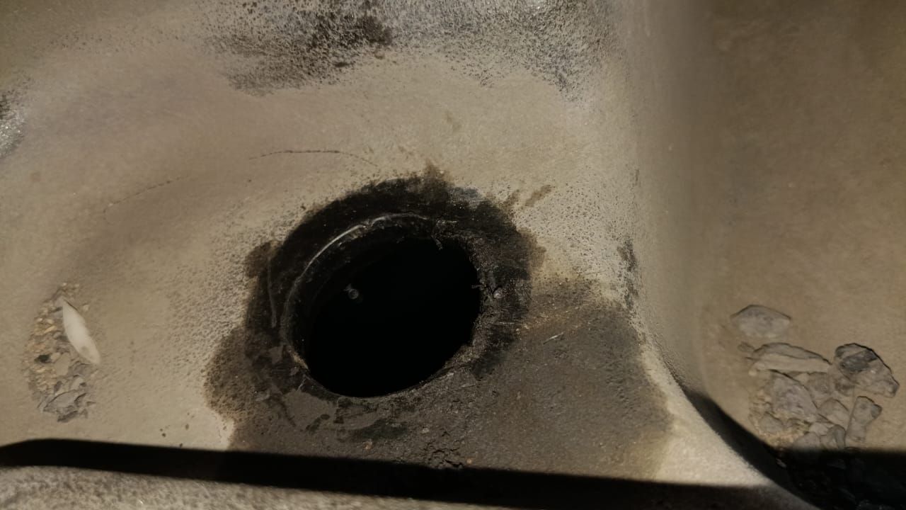 घरघोड़ा में डीजल चोरों की वापसी: 300 लीटर डीजल चोरी, पुलिस के लिए बढ़ी चुनौती 7 img 20260326 wa00041878181716133220244