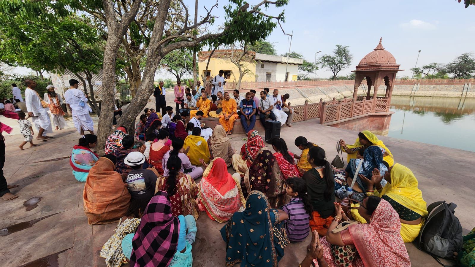 रायगढ़,बलौदाबाजार और दुर्ग के भक्तों ने की ब्रज मंडल की दिव्य यात्रा 7 img 20260406 wa00285046506543814303650